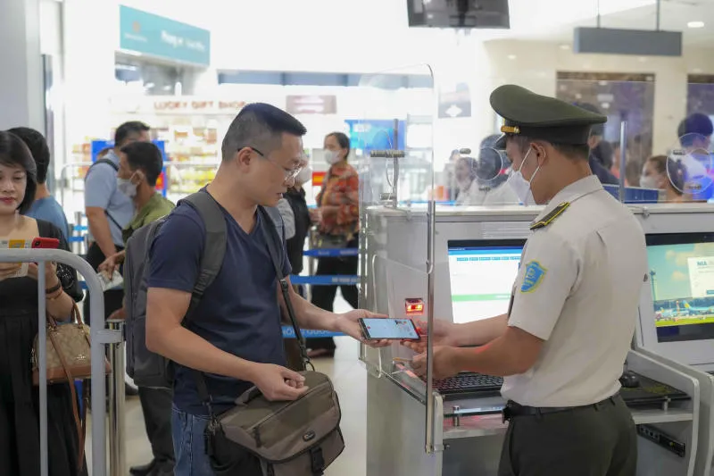 Điều kiện xin công văn nhập cảnh online